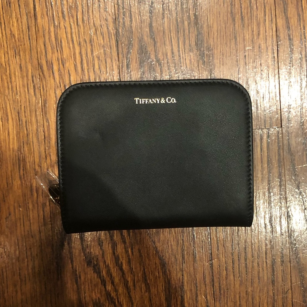 NWT Tiffany & Co Leather Wallet